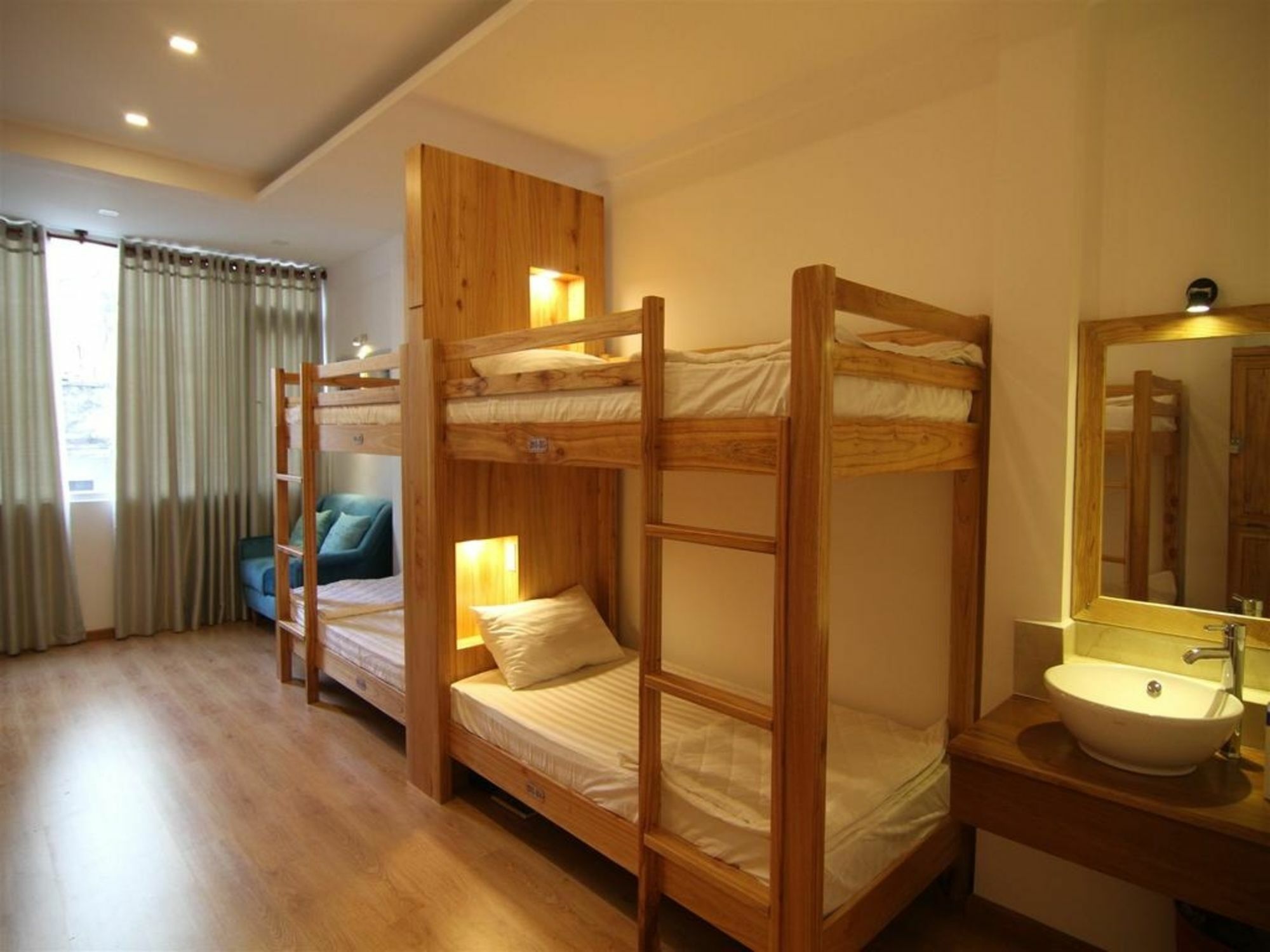 New Saigon Hostel 2 Ho Chi Minh-staden Exteriör bild